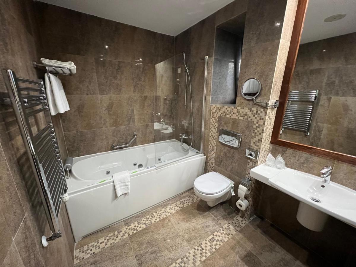Alpin Resort Apartments Deluxe 2406 โปยานาบราซอฟ ภายนอก รูปภาพ